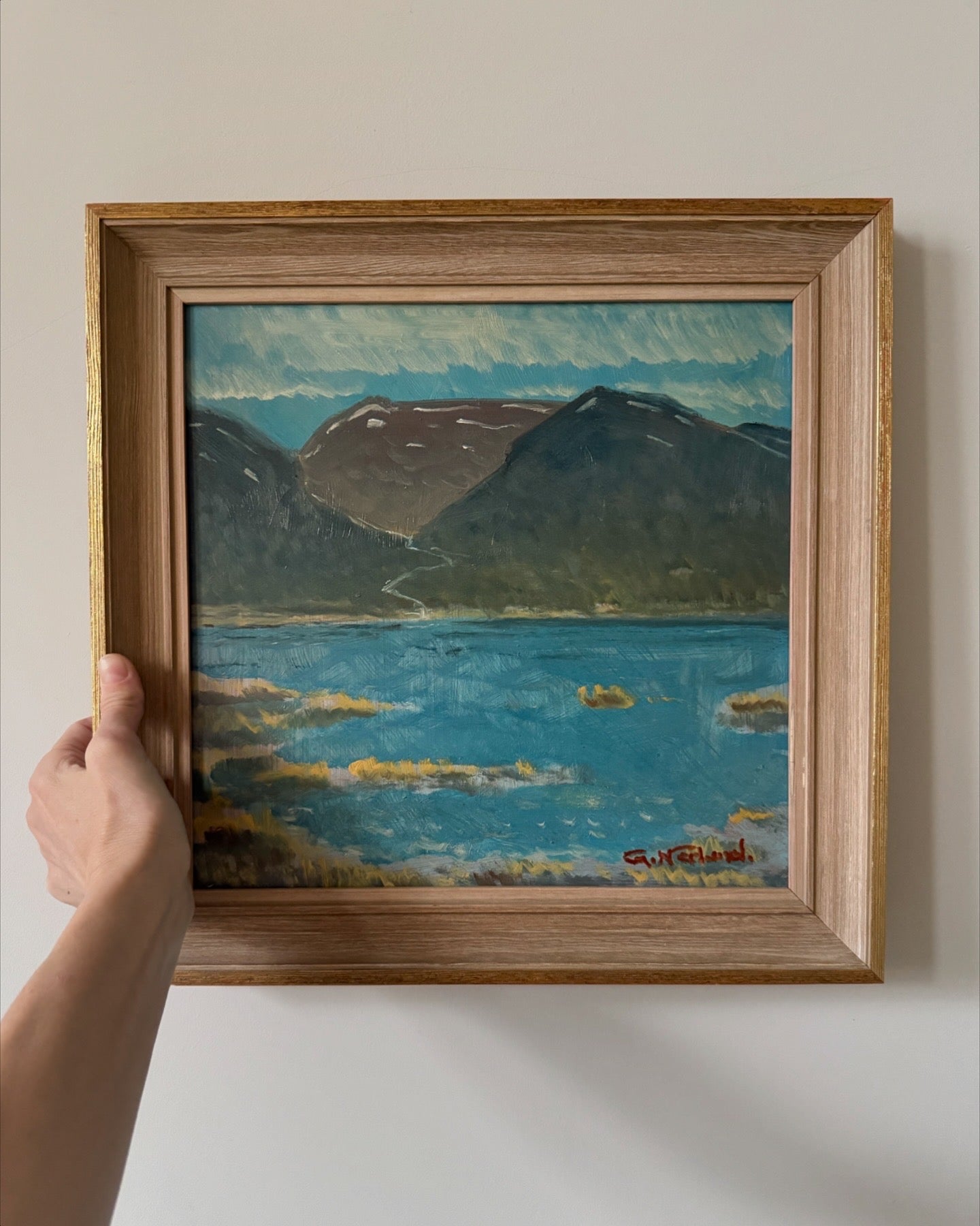 A pair of mountains