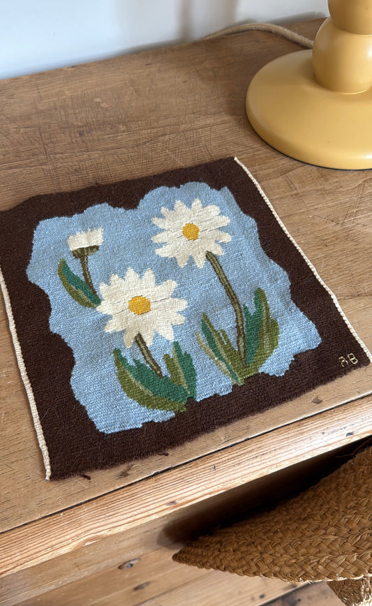Vintage Daisy Tapestry
