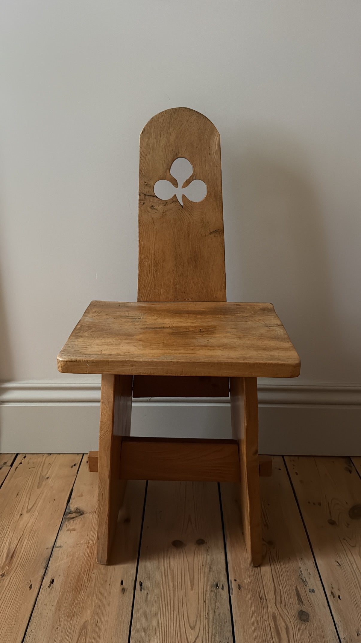 Set of 2 Vintage Mountain Chairs