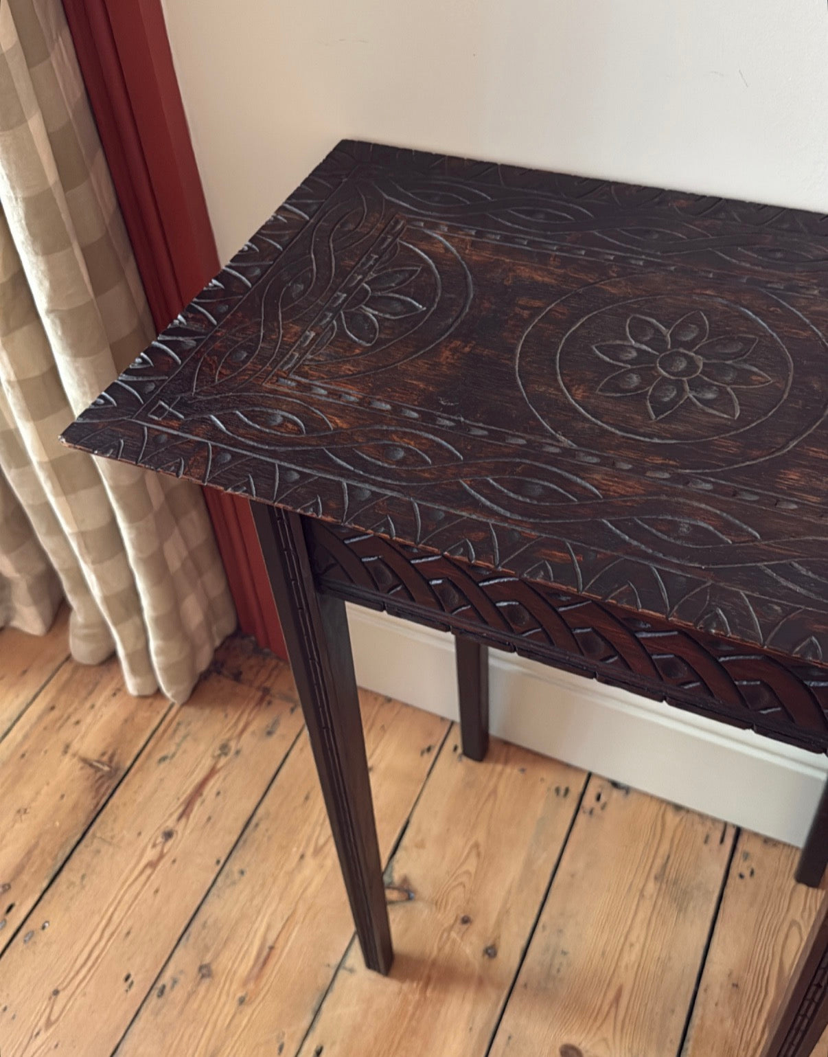 Folky Vintage Side Table